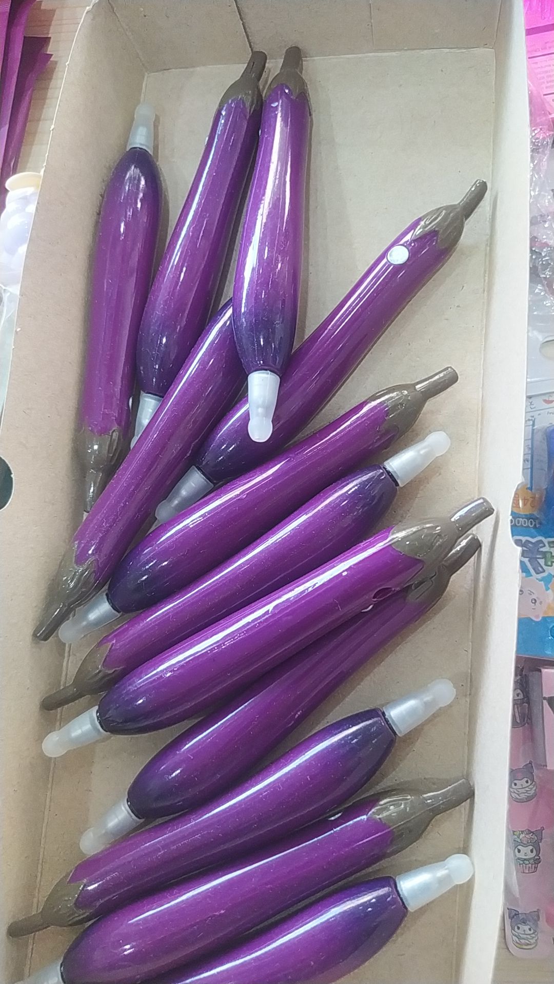 خودکار فانتزی مگنت دار طرح بادمجان